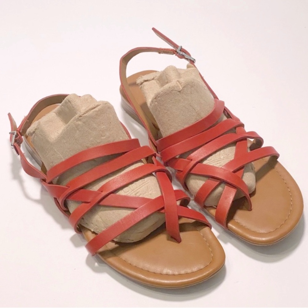 Leather Strappy sandals